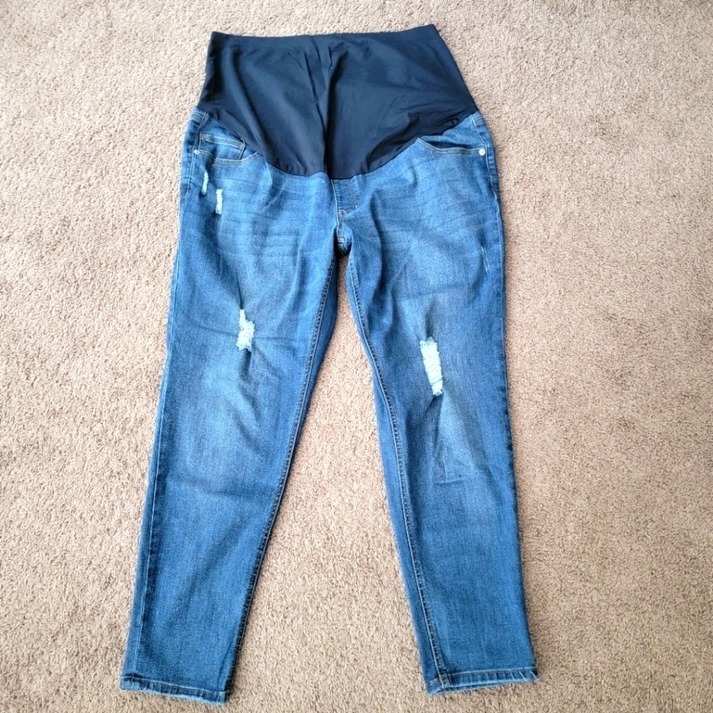 Time and Tru Maternity Jeans 2XL XXL 20 light wash Destructed